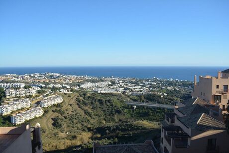 Apartment for sale in Alcores de Calahonda, Mijas