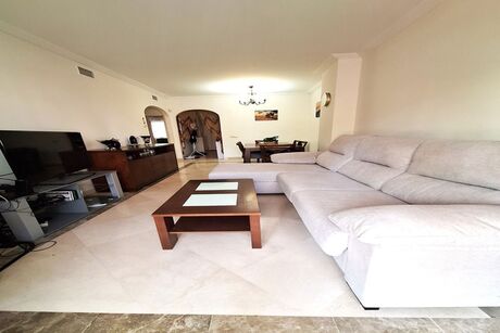 Flat for sale in Calanova Grand Golf, Mijas